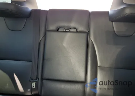 2016 Volvo Xc60 T5 Premier from USA, damaged, VIN YV440MDK3G2901380